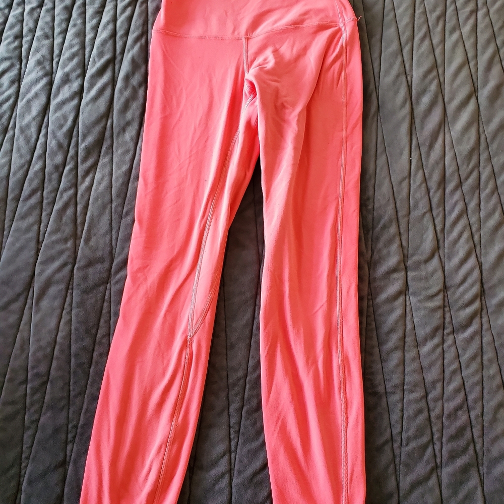 Lululemon Coral Leggings, Size 4